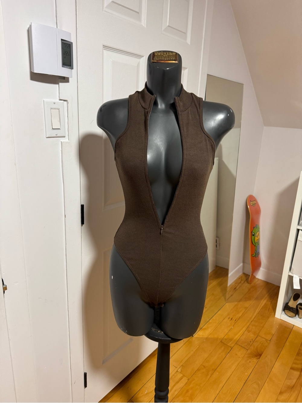 bodysuit - Picture 4 of 6
